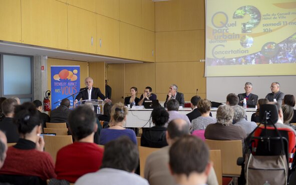 Une première rencontre sur le projet qui en appelle d'autres.