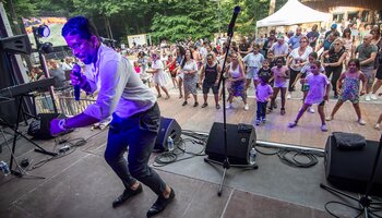 Cour de salsa à l'Estivale le 5 juillet